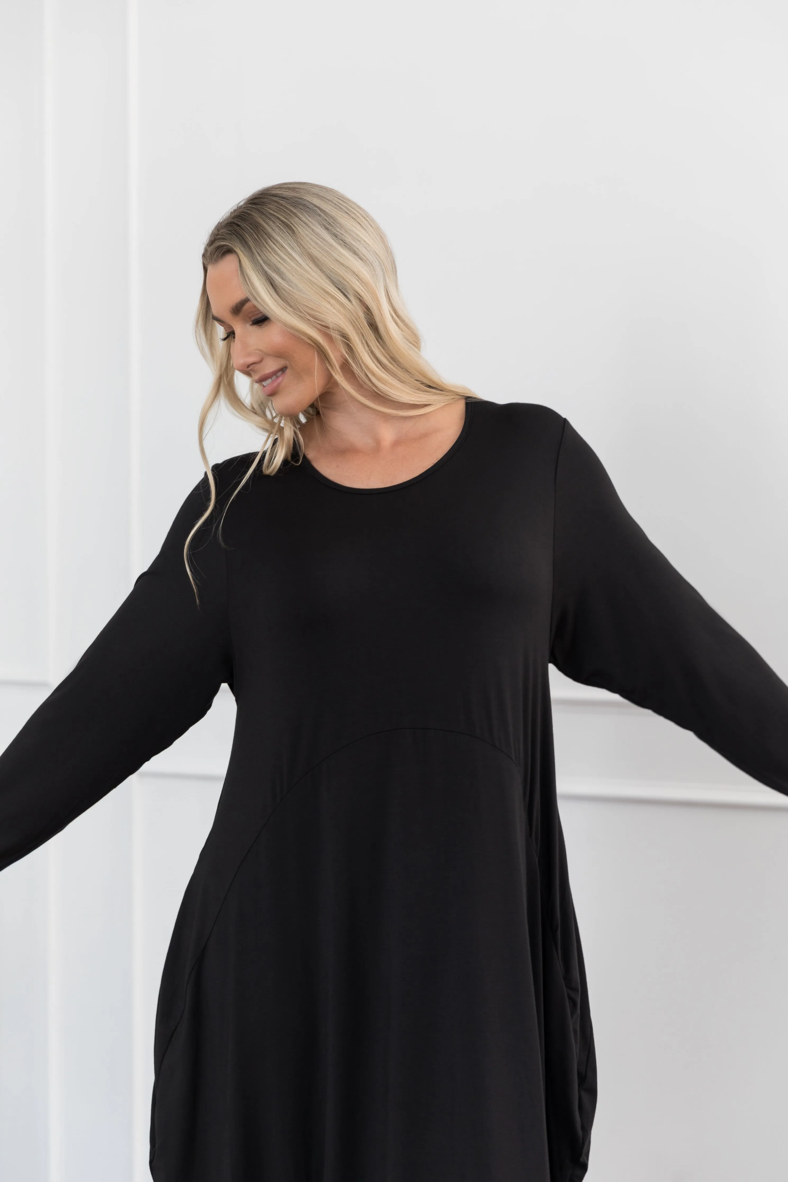 Long Sleeve Soho Dress in Black