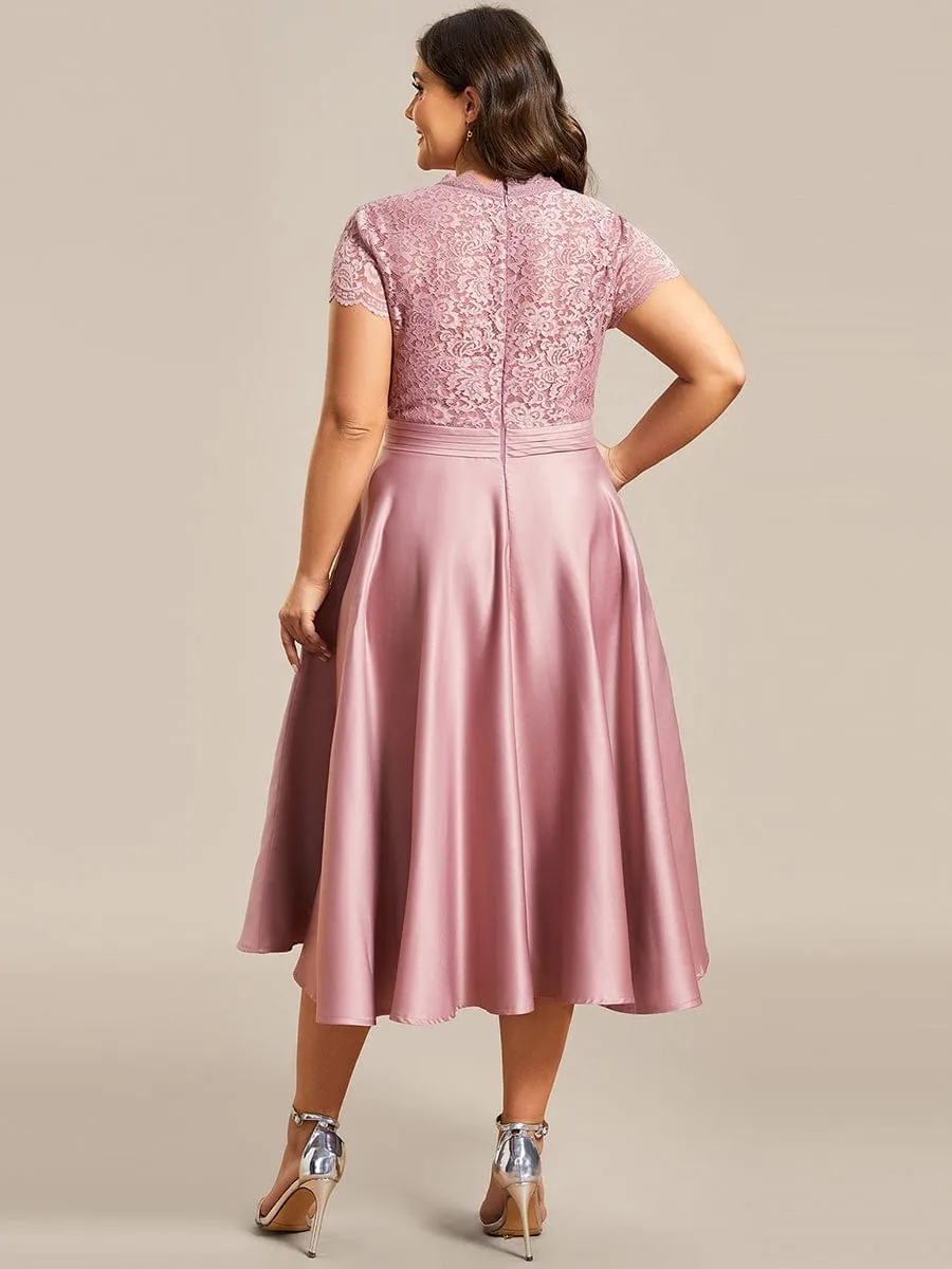 A-line Cocktail Dress with Pockets for Plus Size Featuring V-neck and Lace Bodice