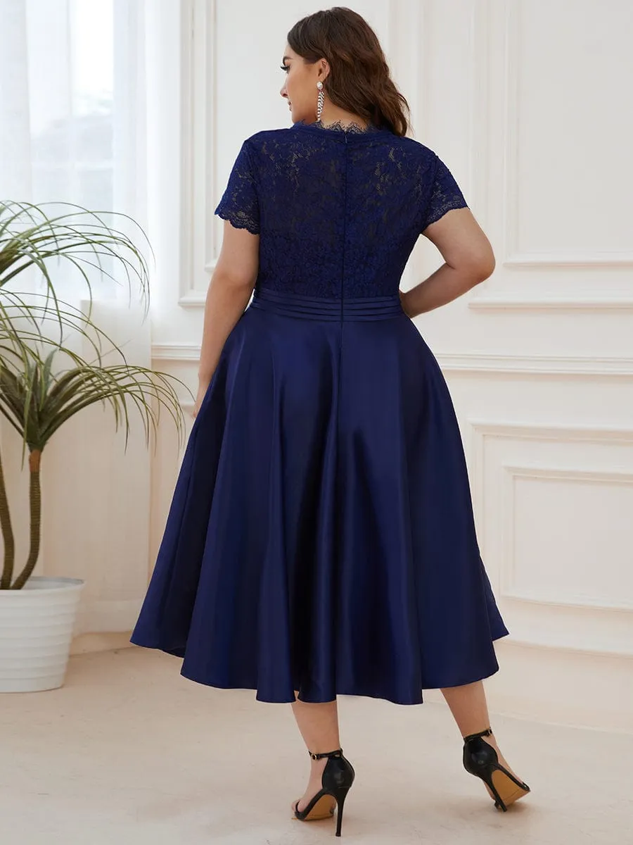 A-line Cocktail Dress with Pockets for Plus Size Featuring V-neck and Lace Bodice