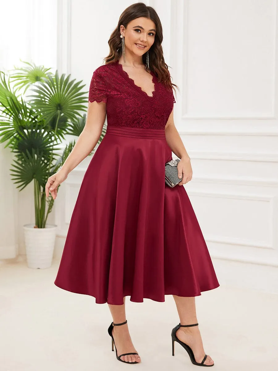 A-line Cocktail Dress with Pockets for Plus Size Featuring V-neck and Lace Bodice